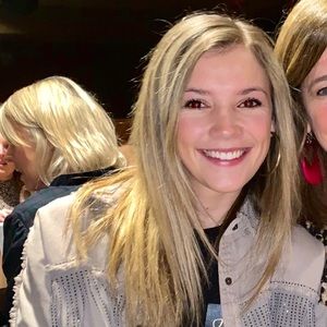 Meet your Posher, Amy blaine